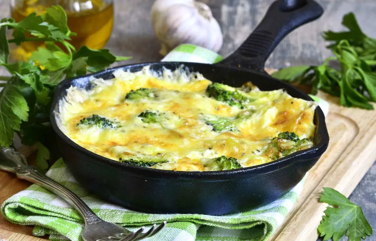 Tato pizza pomáhá zhubnout a je jednoduchou a rychlou variantou vydatné večeře.