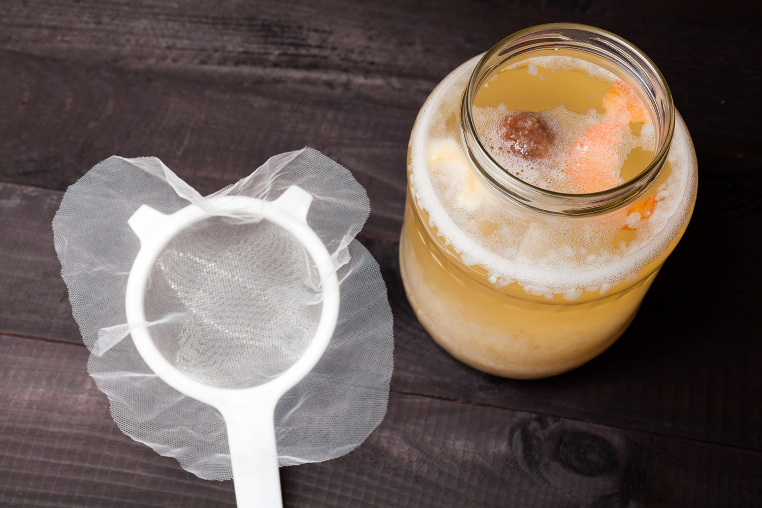 Kefír, kombucha nebo jogurt: rozdíly a co z nich je zdravější