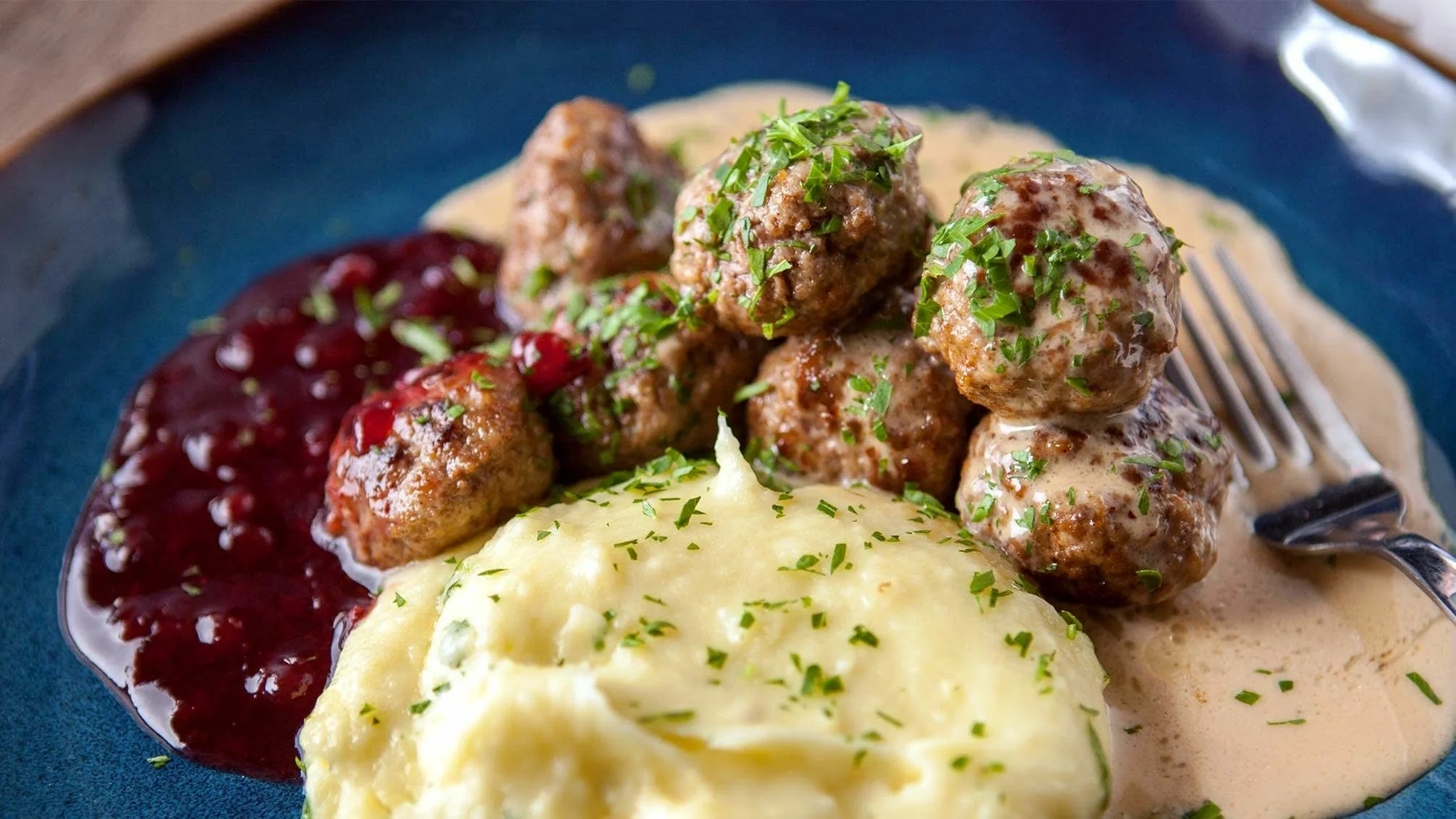 Do plněných karbanátků vždy přidávám 1 lžíci. S touto přísadou jsou velmi chutné a šťavnaté.