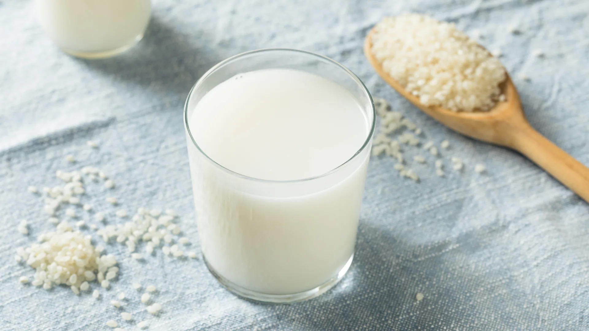 Přidejte do vody místo citronu a pijte každý den. Osvěžuje a pomáhá hubnout jako zlato.